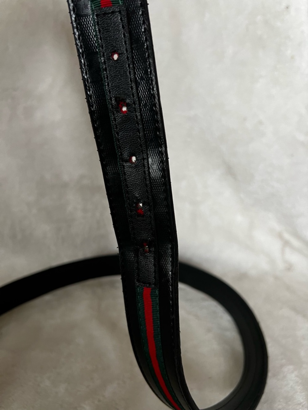 Gucci Black Leather Belt with Green and Red Web Stripe and Gold Double G Buckle - Picture 3 of 3